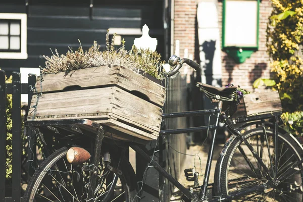 Bicicleta holandesa rural em Zaanse Schans — Fotografia de Stock