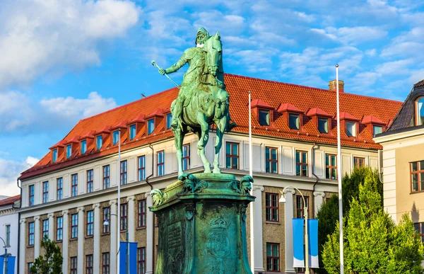 Equestrian statue of King Karl IX in Gothenburg — Stock Photo, Image