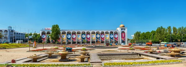 Ala-Too, la plaza central de Biskek - Kirguistán — Foto de Stock