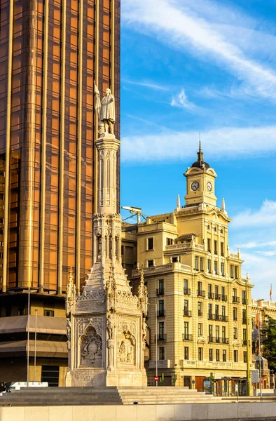 Пам'ятник Христофор Колумб на Плаза де колон в Мадриді, Іспанія — стокове фото