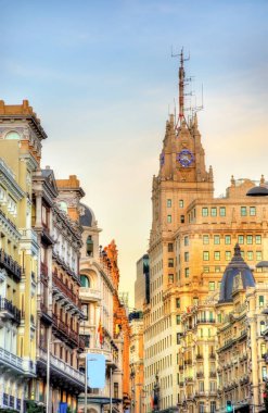 Gran Via sokak - Madrid, İspanya Telefonica binada