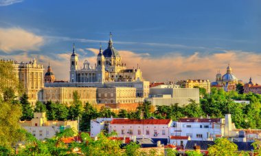 Almudena Katedrali Madrid, İspanya