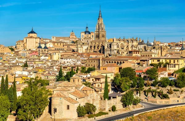 Pohled na Toledo s katedrálou - Španělsko — Stock fotografie