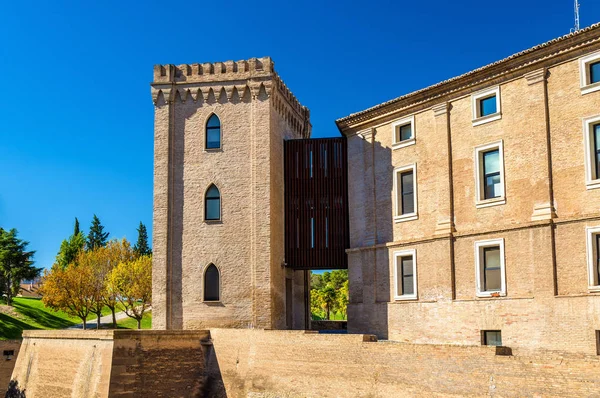 Aljaferia, a fortified medieval Islamic palace in Saragoza, Spain — стоковое фото