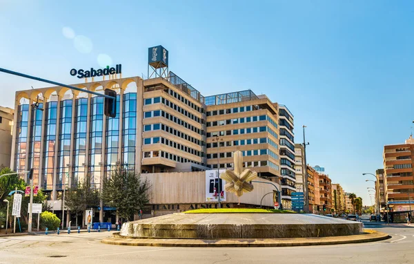 Den Glorieta de la Estrella, ett torg i Alicante. — Stockfoto