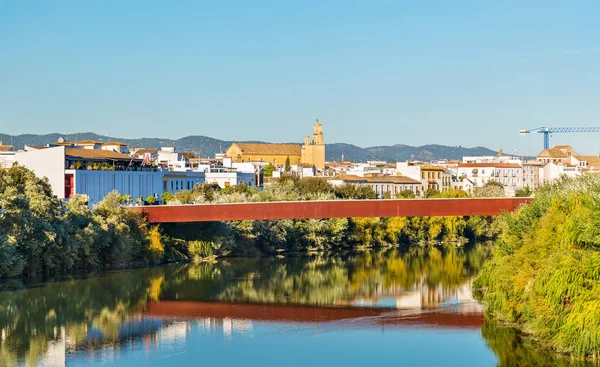 Річка Гвадалквівір в Кордова, Іспанія — стокове фото
