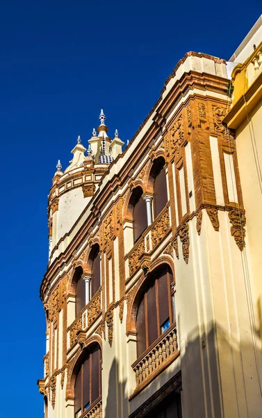 Casa Ocana Carrascosa, um edifício histórico em Sevilha, Espanha. Construído em 1929 — Fotografia de Stock