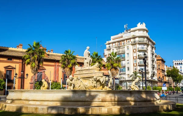 Hispalis çeşme Puerta de Jerez Meydanı Sevilla, İspanya — Stok fotoğraf