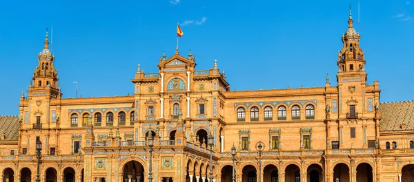 Main building of Plaza de Espana, an architecture complex in Seville - Spain — Stock Photo, Image