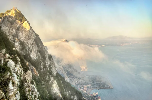 Rock of Gibraltar in fog. A British Overseas Territory — Stock Photo, Image