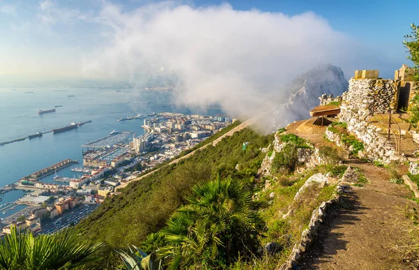 Rock of Gibraltar in fog. A British Overseas Territory — Stock Photo, Image