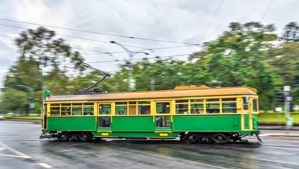 Heritage Tram auf la trobe street in melbourne, australien — Stockfoto