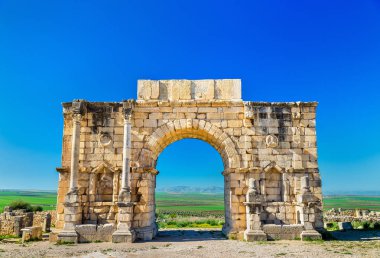 Volubilis, UNESCO miras Fas, Caracalla zafer takı