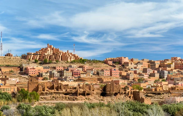 Vista de la ciudad de Boumalne Dades, Marruecos — Foto de Stock