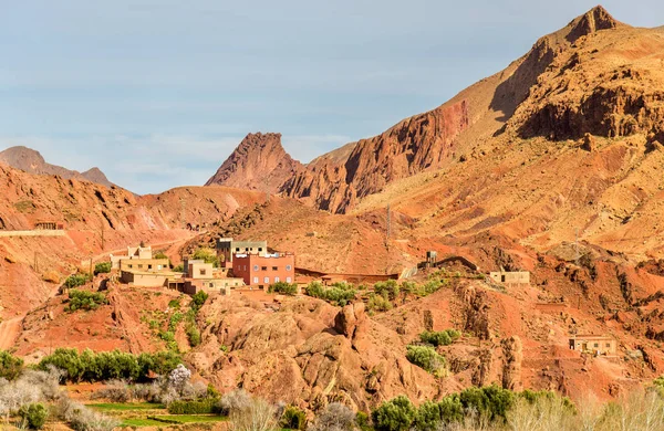 Paisaje del valle de Dades en las montañas del Alto Atlas, Marruecos — Foto de Stock