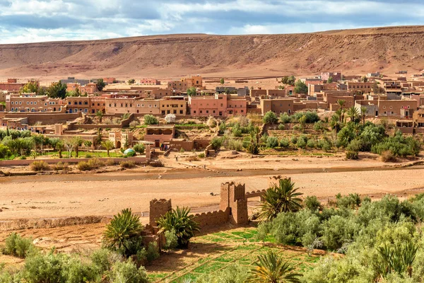Vista de Ait Benhaddou, patrimonio mundial de la UNESCO en Marruecos — Foto de Stock