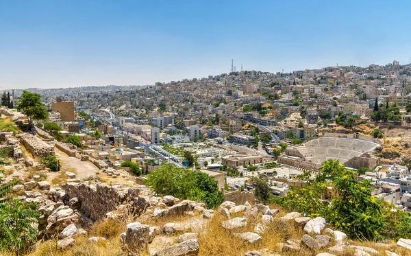 Cityscape Amman şehir merkezine gelen Kalesi — Stok fotoğraf