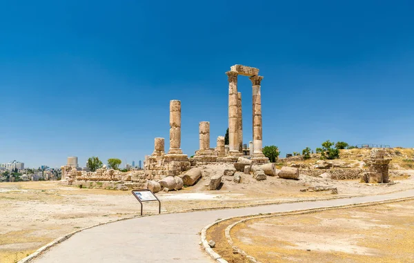 Temple of Hercules at the Amman Citadel, Jabal al-Qala — Stock Photo, Image