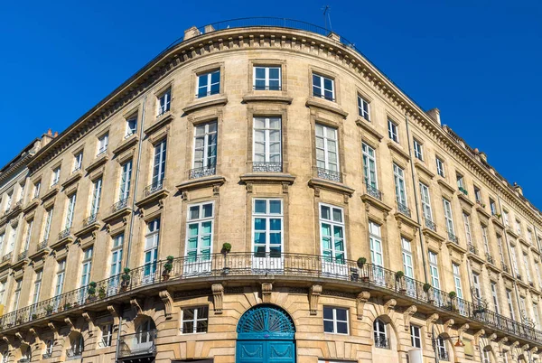 Edificios en el centro histórico de Burdeos, Francia — Foto de Stock