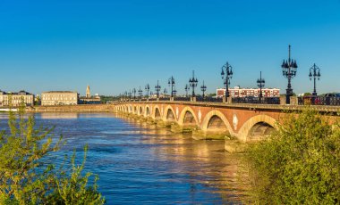 Pont de pierre, Bordeaux, Fransa eski bir köprü