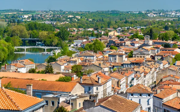 Paesaggio urbano di Angouleme, Francia — Foto Stock