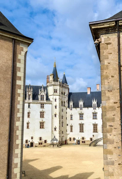 Castle of the Dukes területétől, a Bretagne-ban, Nantes, Franciaország — Stock Fotó