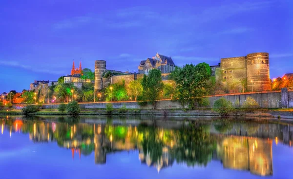 Angers-slottet och floden Maine i Frankrike — Stockfoto