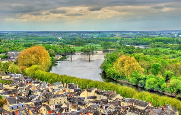 Vista de Chinon desde el castillo - Francia — Foto de Stock