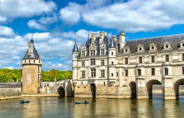 Chateau de Chenonceau Fransa Cher Nehri üzerinde-