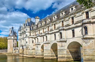 Chateau de Chenonceau Fransa Cher Nehri üzerinde-