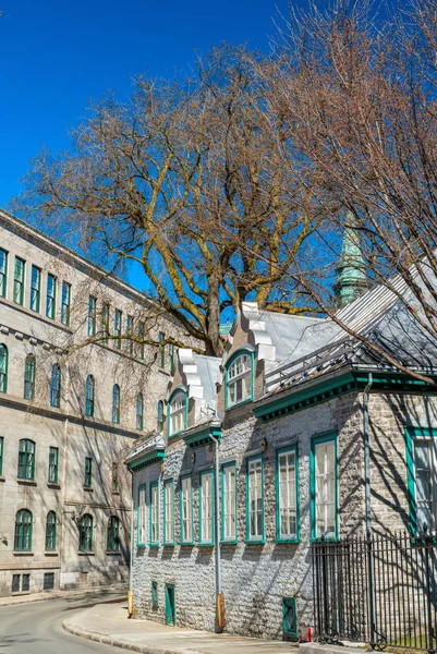 Edifici nel centro storico di Quebec City, Canada — Foto Stock