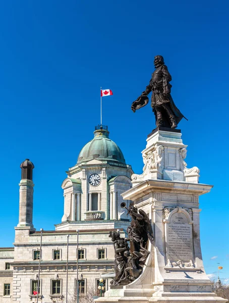 Пам'ятник Самюель де Шамплен в місто Квебек, Канада — стокове фото