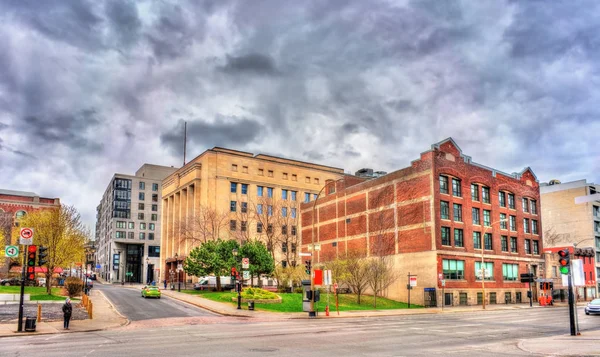 Byggnader i gamla Montreal, Kanada — Stockfoto