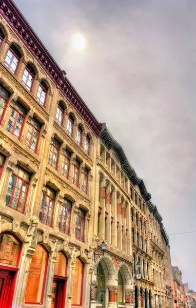 Gebouwen op St Paul street in Old Montreal, Canada — Stockfoto