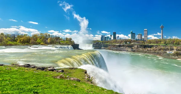 American Falls na Niagara Falls - New York, Usa — Stock fotografie