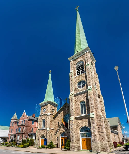 St. Mary of the Cataract Katholische Kirche am Niagara Falls, New York — Stockfoto