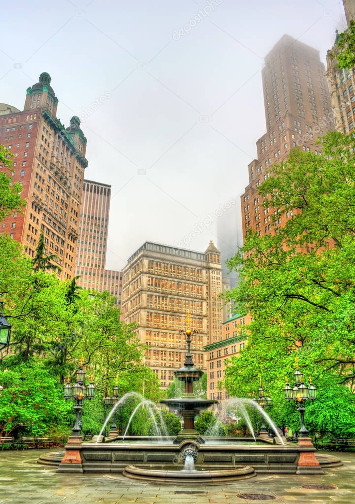 Fountain in City Hall Park - Manhattan, New York City