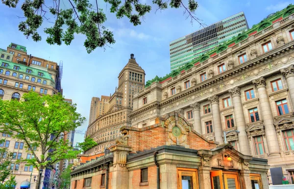 Edificios históricos en Manhattan, Nueva York — Foto de Stock