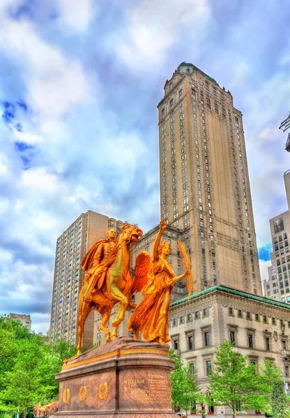 William Tecumseh Sherman monumentet på Grand Army Plaza i Manhattan, New York City — Stockfoto