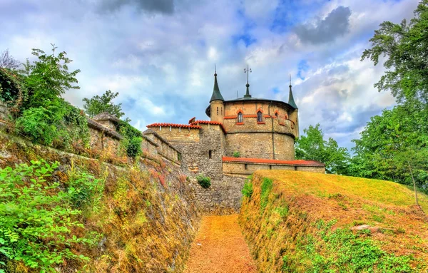 Blick auf die Burg Lichtenstein in Baden-Württemberg — Stockfoto