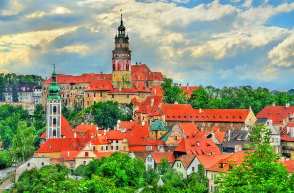 Вид на город Чески-Крумлов, объект наследия UNESCO в Чешской Республике — стоковое фото