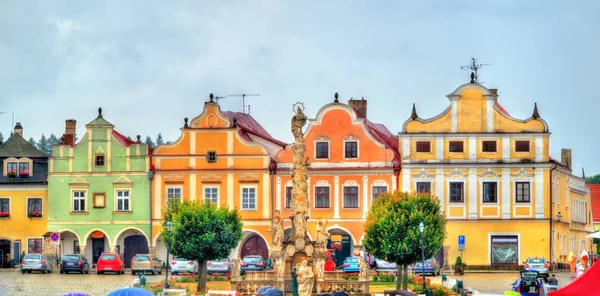 Traditionelle Häuser auf dem Hauptplatz von telc, Tschechische Republik — Stockfoto