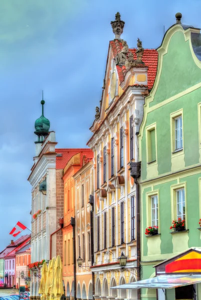 Traditionele huizen op het centrale plein van Telc, Tsjechië — Stockfoto