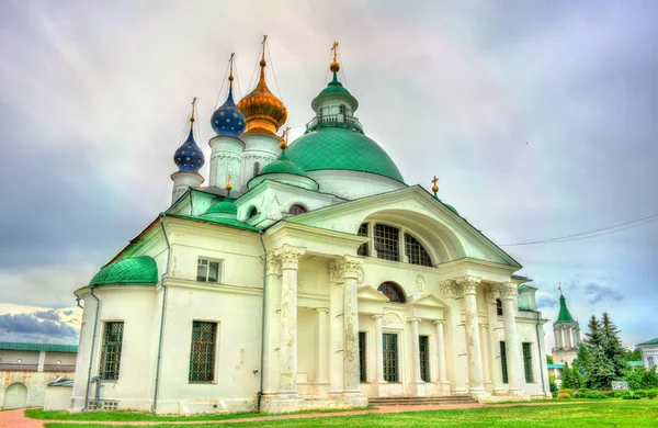 Klasztor Spaso-Yakovlevsky lub Klasztor St. Jacob Zbawiciela w Rostov, złotego pierścienia Rosji — Zdjęcie stockowe