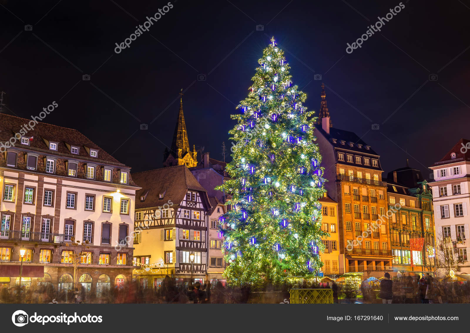 ストラスブール フランスの有名な市場のクリスマス ツリー ストック写真 C Leonid Andronov ストラスブール フランスの有名な市場のクリスマス ツリー ストック写真 C Leonid Andronov