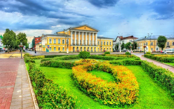 Дом генерала Борщева на Сусанинской площади в Костроме, Россия — стоковое фото