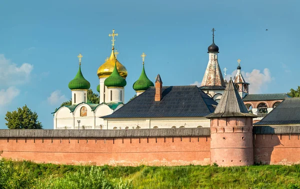 スーズダリ、ロシアでユネスコ世界遺産の聖 Euthymius 救世主修道院 — ストック写真