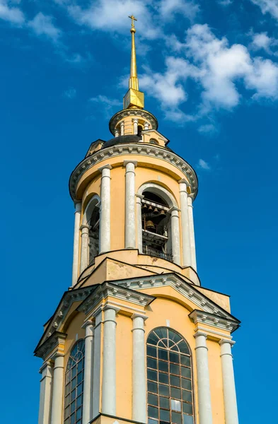 Klokkentoren van het Rizopolozhensky klooster in Soezdal, Rusland — Stockfoto