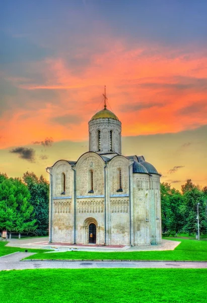 Saint Demetrius Cathedral in Vladimir. Built in the 12th century, it is a UNESCO world heritage site in Russia — Stock Photo, Image