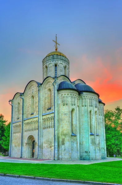 Собор Святого Димитрия во Владимире. Построенный в XII веке, он входит в список Всемирного наследия ЮНЕСКО в России — стоковое фото